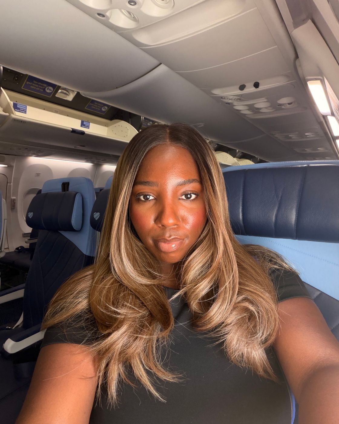 Ebony, Muse coach
