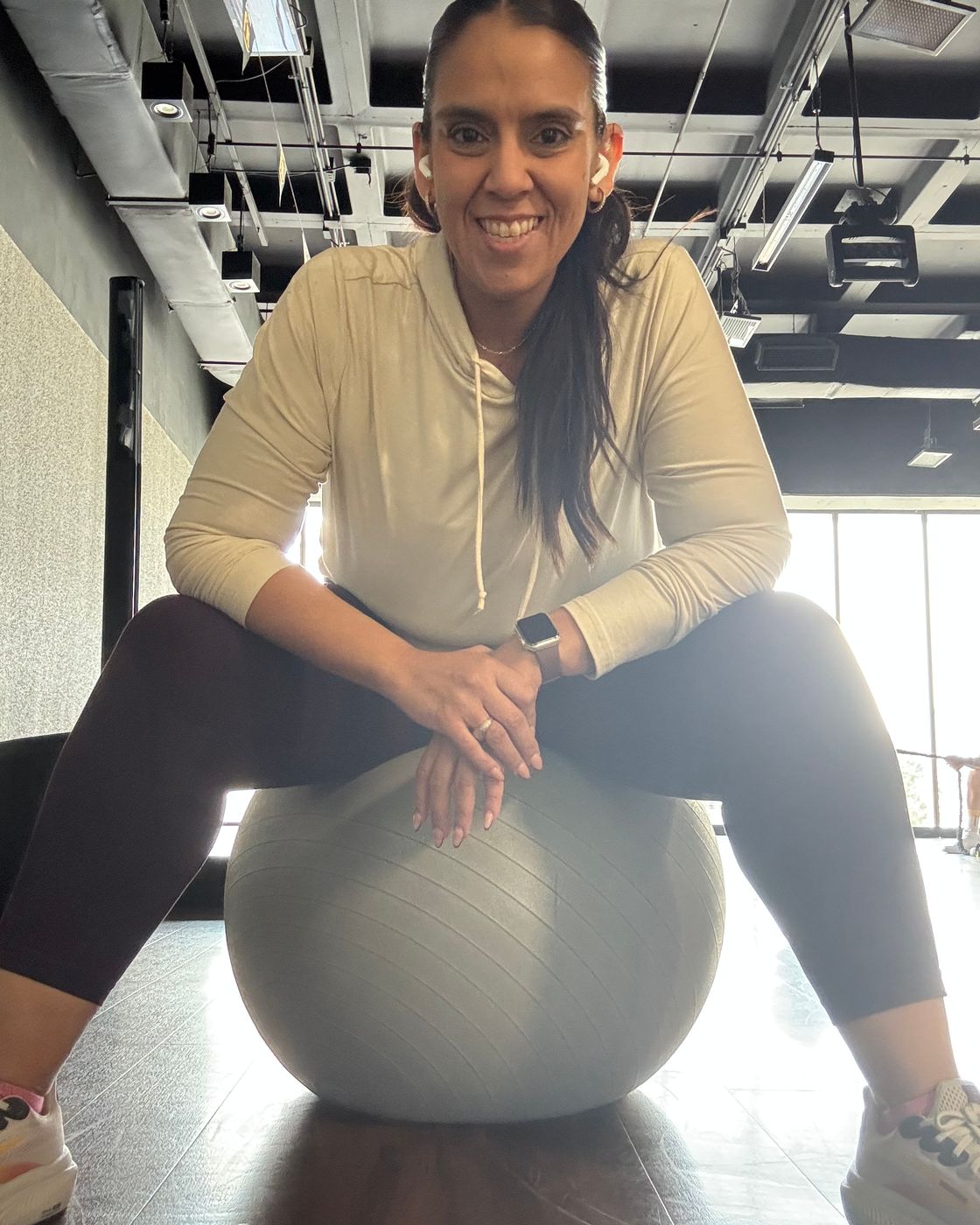 Monica, Muse coach